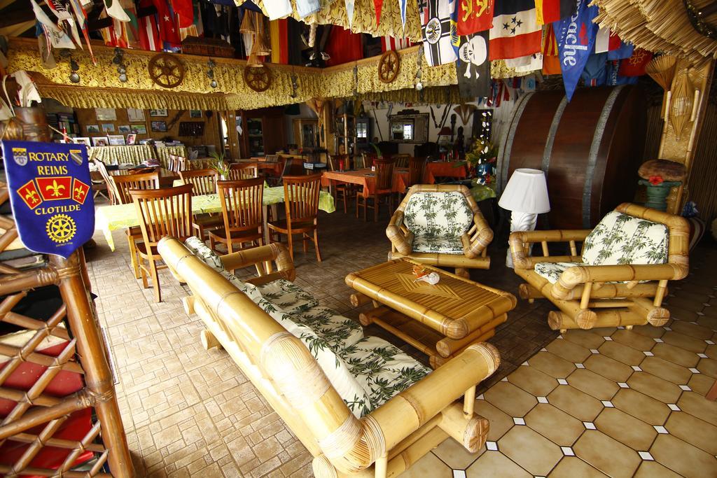 Pension Hibiscus Tahaa Uturoa Екстер'єр фото